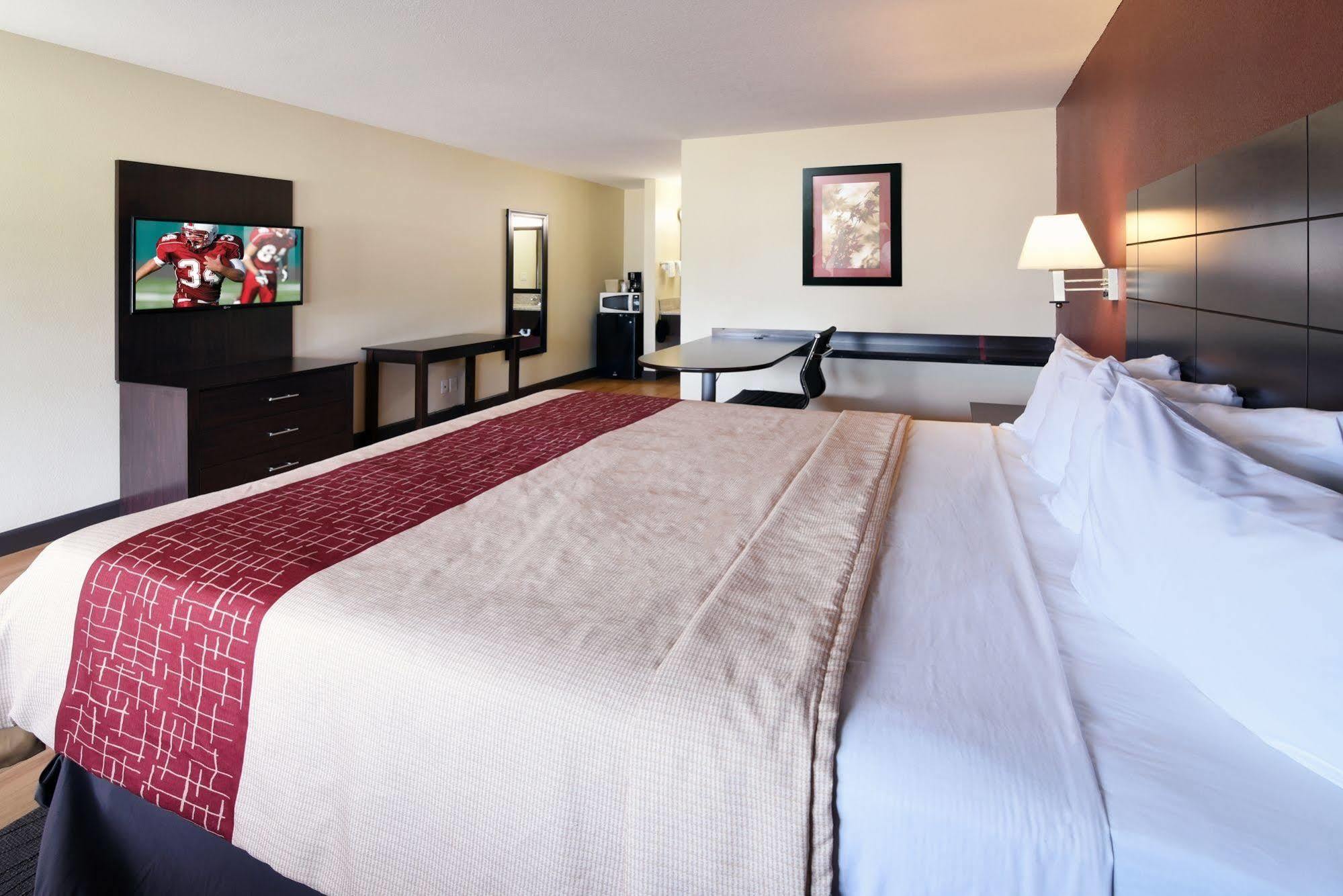 Red Roof Inn Orlando South - Florida Mall Bagian luar foto
